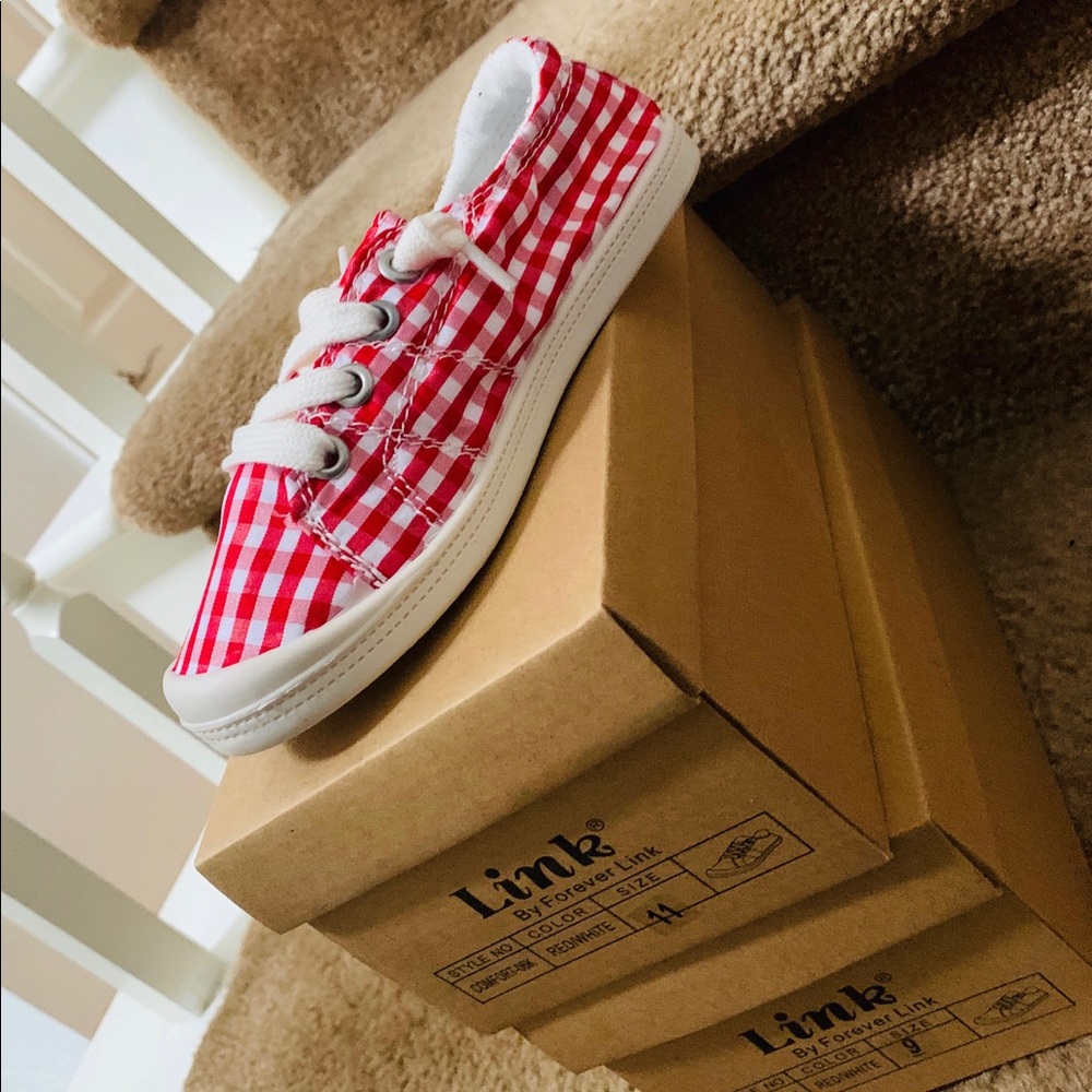 NWT Toddler Girl Sneakers